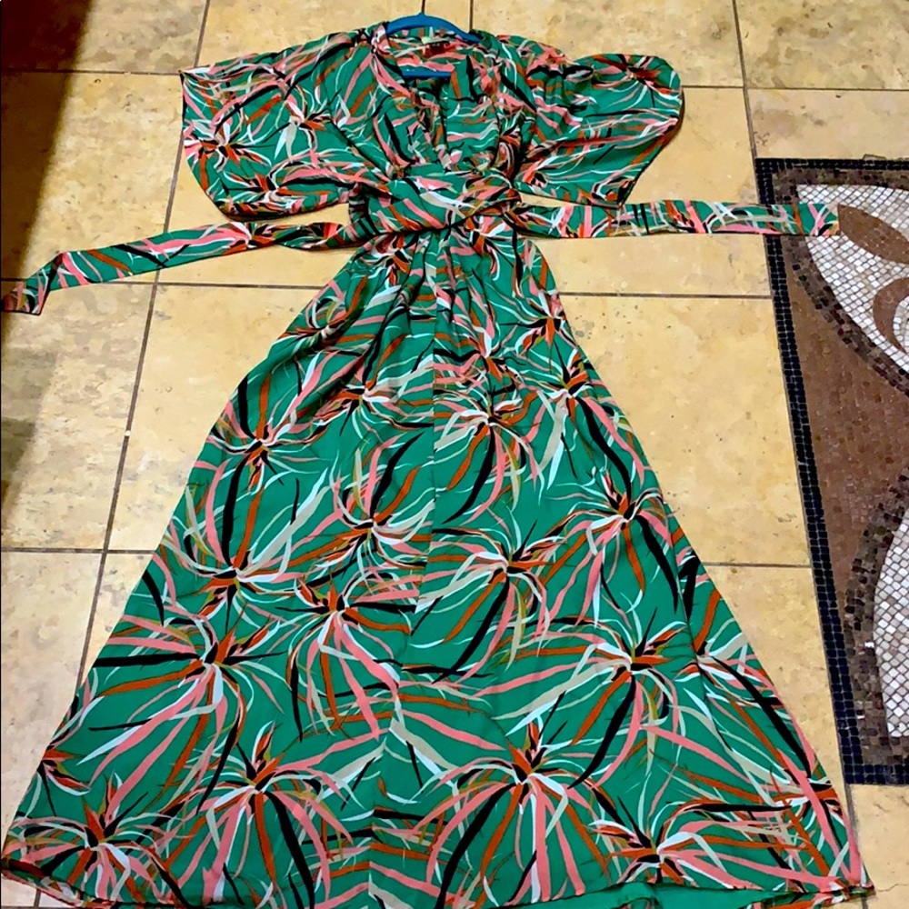 Designer piece by Issa London brand new